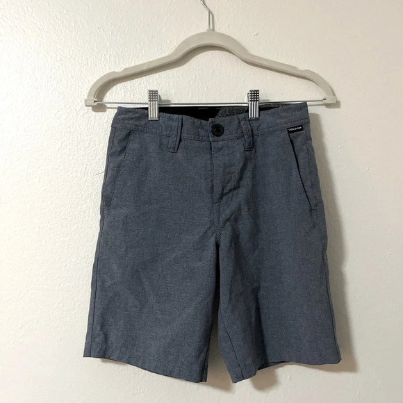 Volcom men’s/boys board shorts. Men’s size 25 like new condition. - Picture 1 of 6